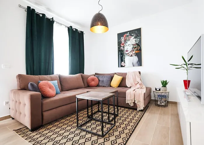 Golden Sunset Luxury Apartment