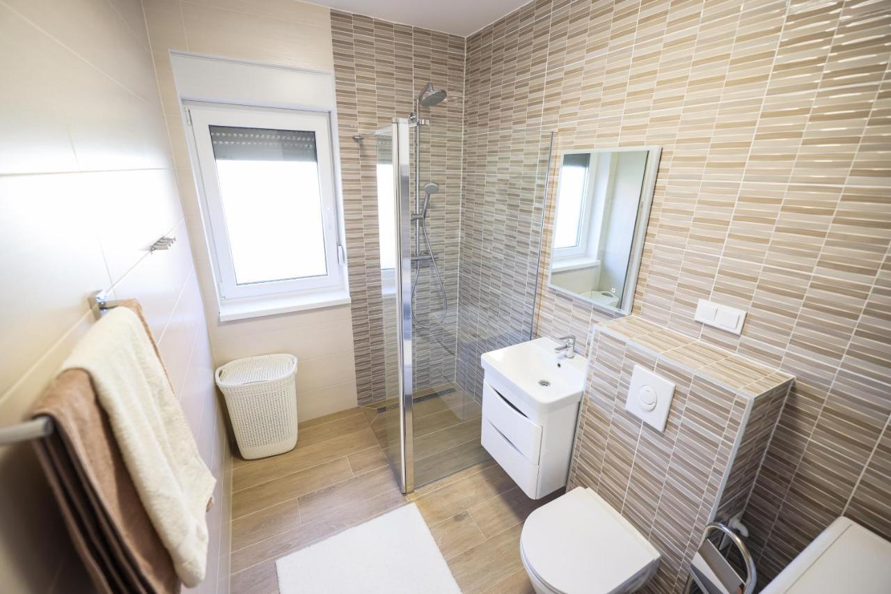 Golden Sunset Luxury Apartment *