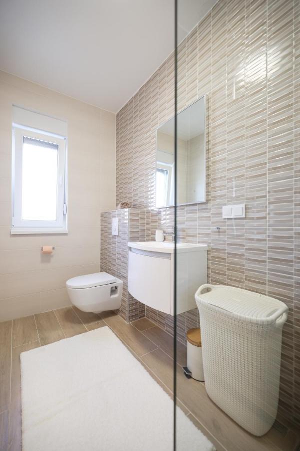 Golden Sunset Luxury Apartment *
